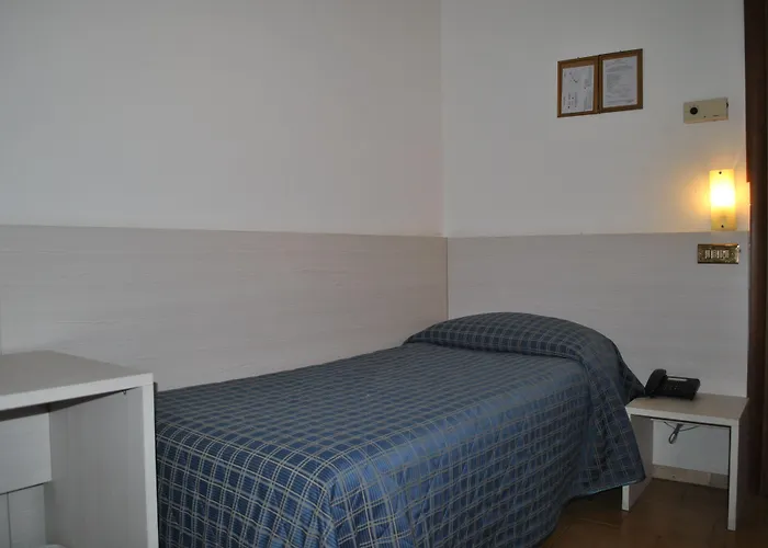Auto Park Hotel